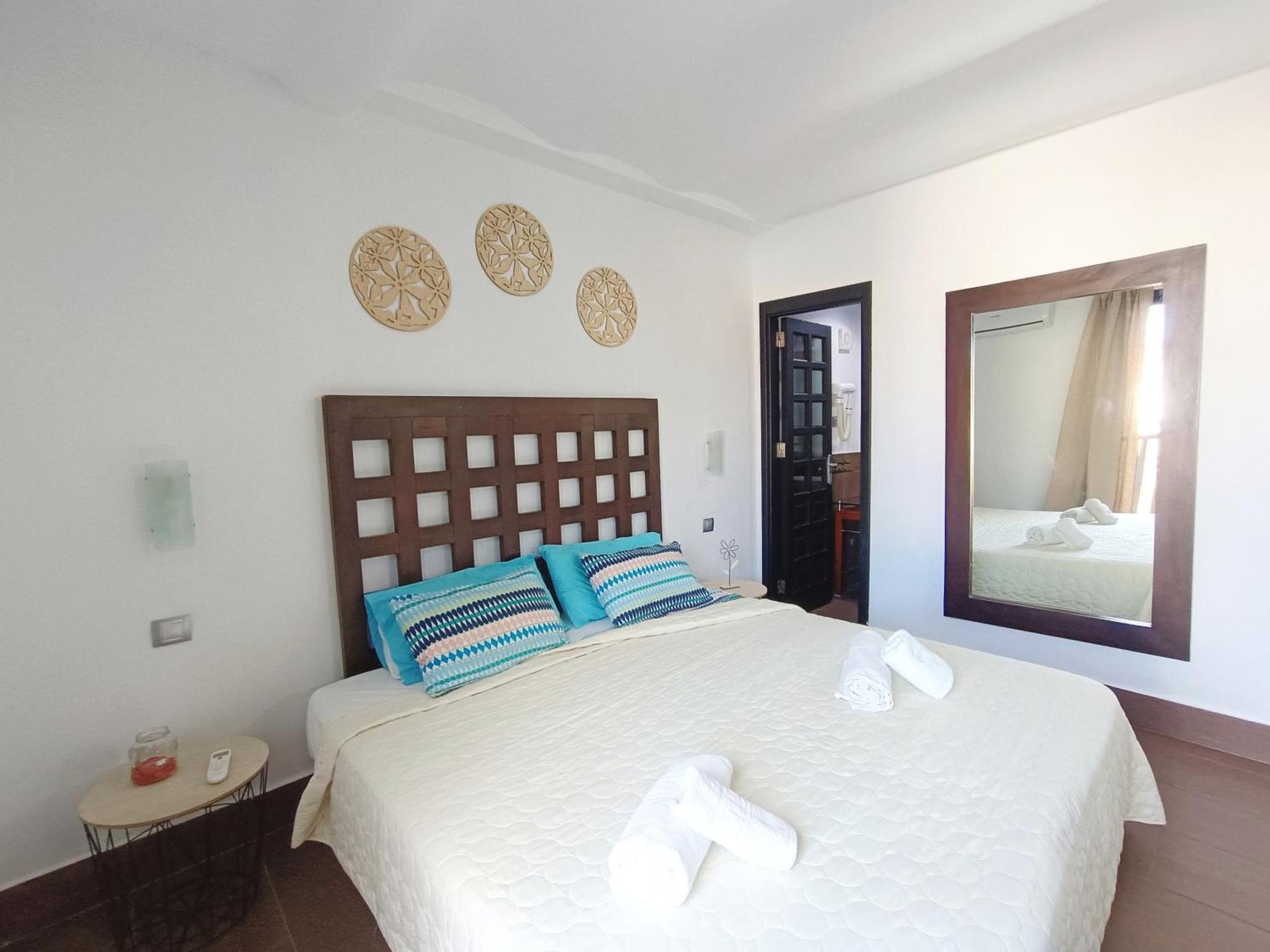 Apartment Sun Club Playa Del Aguila  外观 照片